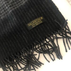 Valentini Italy 100% Wool Fringed Scarf